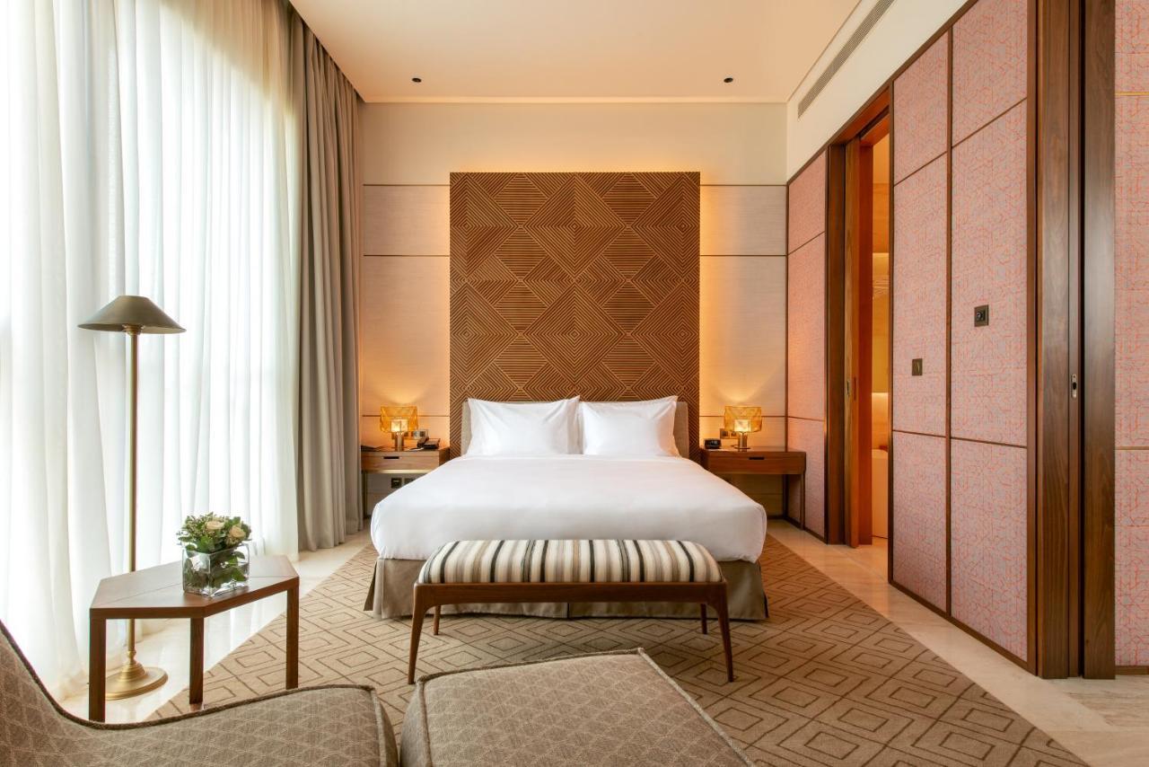 Shirvan Hotel City Yard Dschidda Exterior foto A bedroom at the hotel
