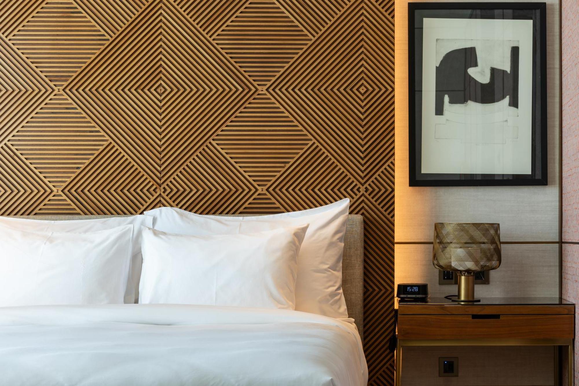 Shirvan Hotel City Yard Dschidda Exterior foto A bedroom at the hotel