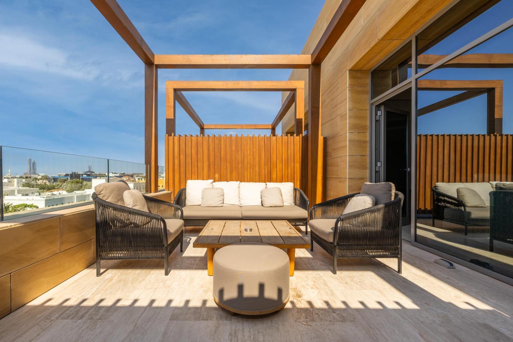 Shirvan Hotel City Yard Dschidda Exterior foto The Terrace